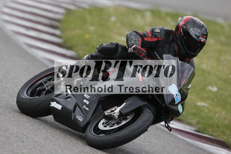 /09 19.04.2026  Caremotion get faster ADR/Gruppe gruen/82